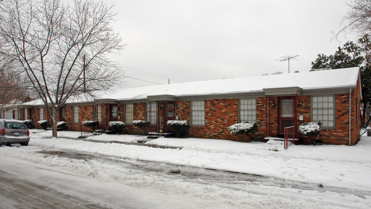 402-410 Walnut St in Ironton, OH - Building Photo