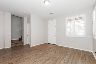 3875 S Dew Drop Ln in Gilbert, AZ - Building Photo - Building Photo