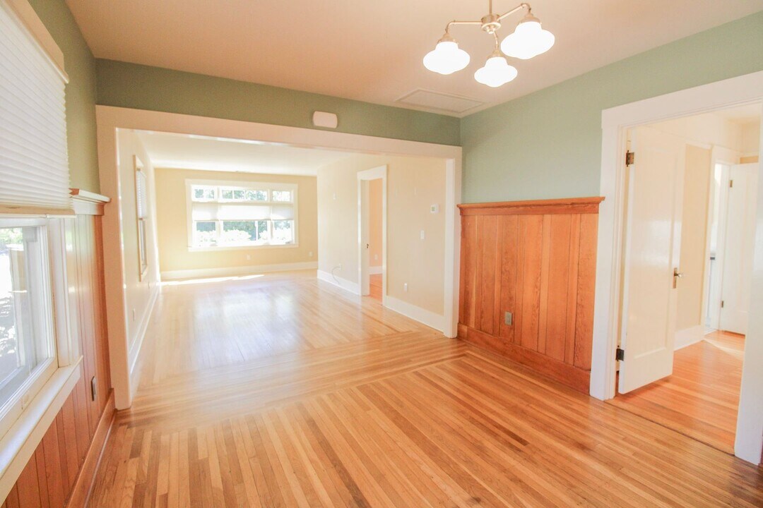 1450 Marsh St in San Luis Obispo, CA - Building Photo