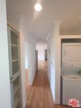 670 Broadway St in Los Angeles, CA - Building Photo - Building Photo