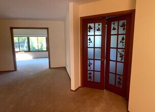 8004 Timber Lake Dr in Eden Prairie, MN - Building Photo - Building Photo