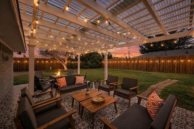 property at 10040 Spokane Cir
