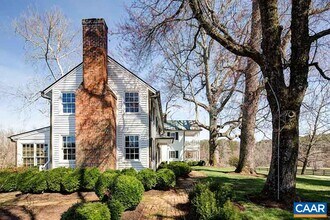 915 Campbell Rd in Keswick, VA - Building Photo - Building Photo
