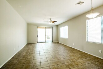 40114 N Thunder Hills Ct in New River, AZ - Building Photo - Building Photo