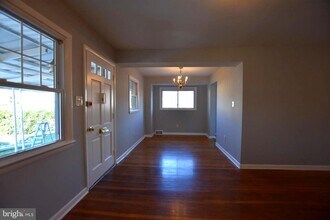 2503 Van Buren St in Hyattsville, MD - Building Photo - Building Photo