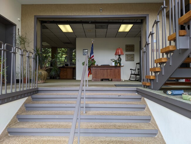 3601 E Independence Blvd in Charlotte, NC - Foto de edificio - Building Photo