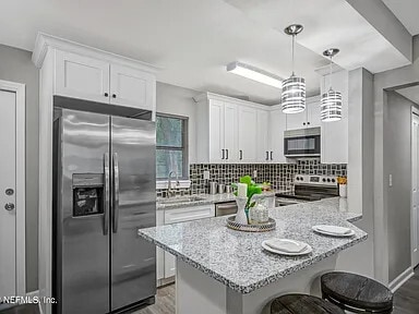 6066 Wilson Blvd in Jacksonville, FL - Building Photo - Building Photo