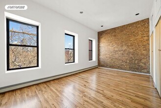 34 Berkeley Pl in Brooklyn, NY - Building Photo - Building Photo
