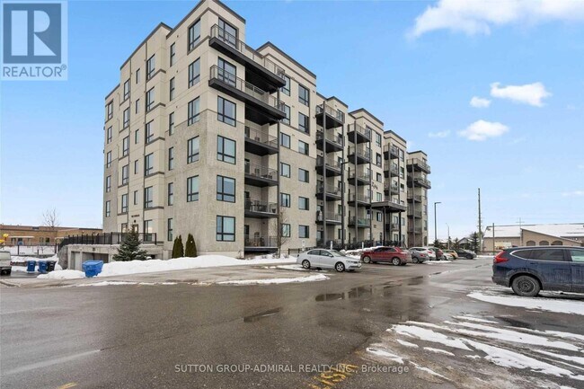 295 Cundles Rd E in Barrie, ON - Building Photo - Building Photo