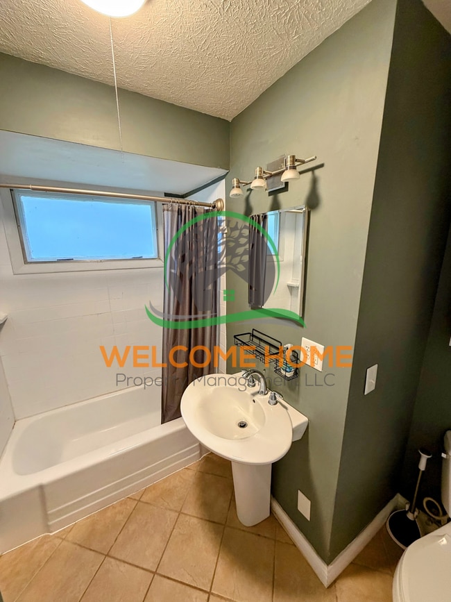 2201 Carlisle Rd in West Lafayette, IN - Building Photo - Building Photo