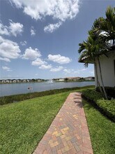 3501 W 92nd Pl in Hialeah, FL - Building Photo - Building Photo
