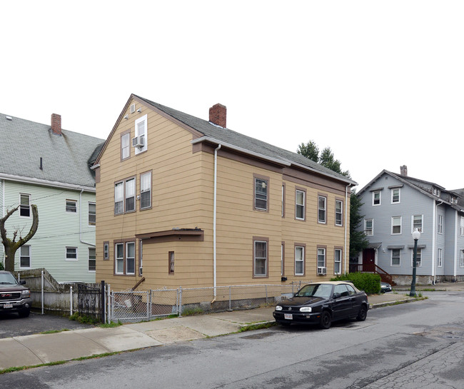 123 Maxfield St in New Bedford, MA - Building Photo - Building Photo