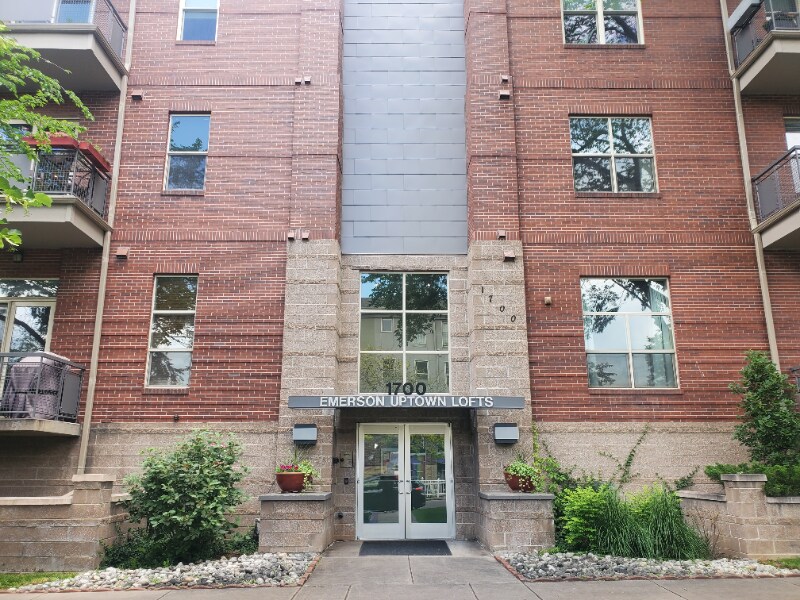 1700 Emerson St in Denver, CO - Building Photo