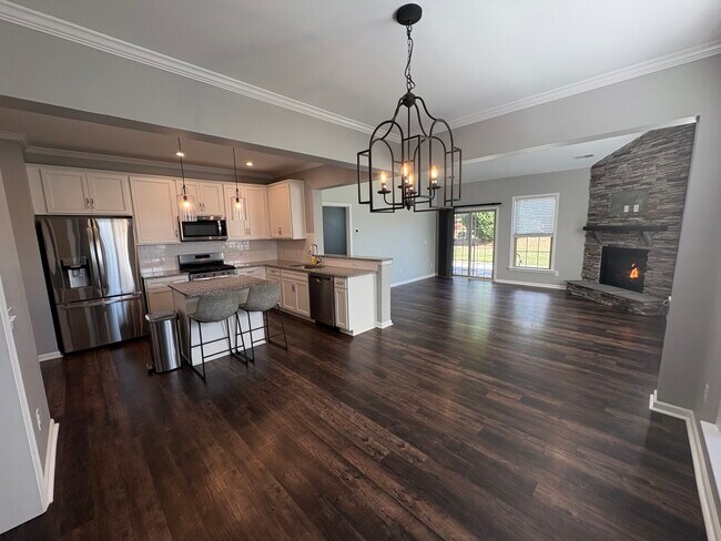 1044 Crest Oak Ln in Indian Land, SC - Building Photo - Building Photo