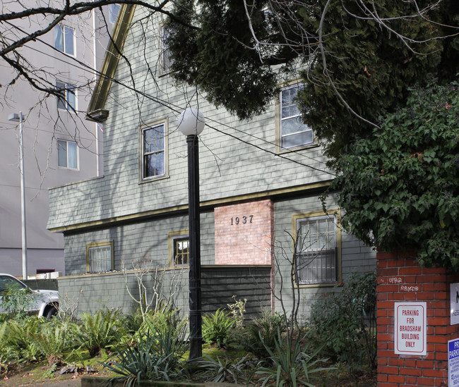 1937 NW Johnson St in Portland, OR - Building Photo - Building Photo