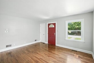 922 Garfield St in Hobart, IN - Building Photo - Building Photo