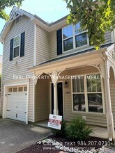 1910 Falls Landing Dr in Raleigh, NC - Building Photo - Building Photo