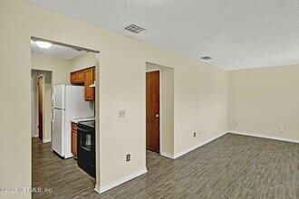 475 Crabapple Ct in Orange Park, FL - Building Photo - Building Photo