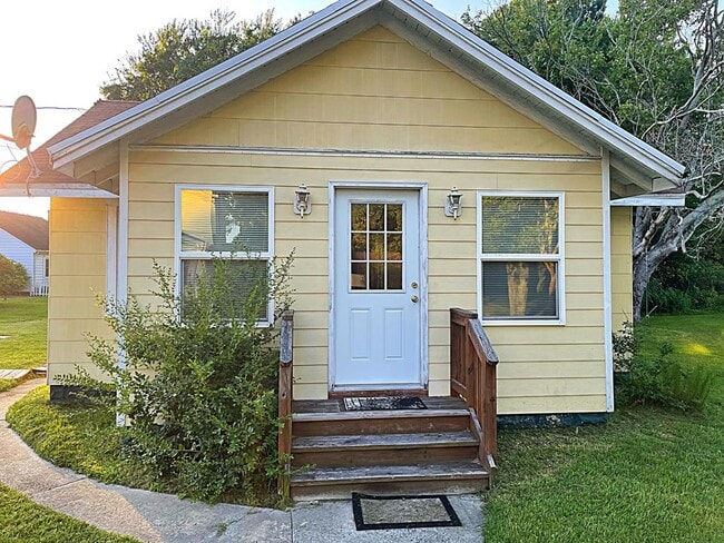 4341 Chicken City Rd in Chincoteague, VA - Building Photo - Building Photo