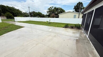 37542 Eiland Blvd in Zephyrhills, FL - Building Photo - Building Photo