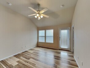 1905 Sharpsbury Dr in Euless, TX - Building Photo - Building Photo