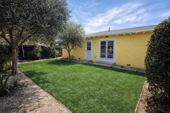 property at 3401 London St