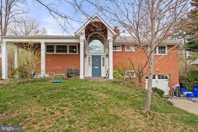 property at 5937 Avon Dr