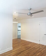 932 11th St in Santa Monica, CA - Building Photo - Building Photo