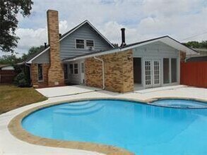 1003 Mdw Vw Cir in Richardson, TX - Building Photo - Building Photo