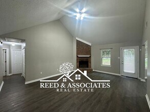 6878 Valerie Dr in Olive Branch, MS - Building Photo - Building Photo