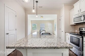 4276 Sutwick Dr in Charlotte, NC - Building Photo - Building Photo