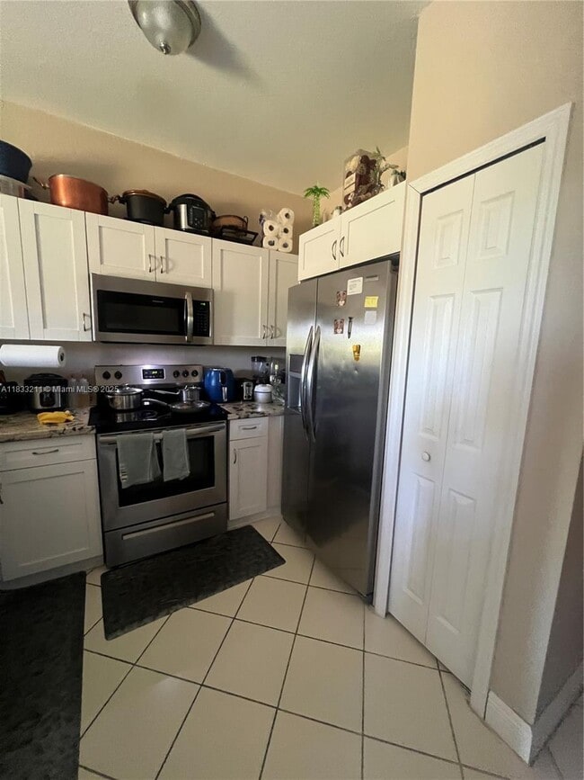 2551 SE 16th Terrace in Homestead, FL - Building Photo - Building Photo