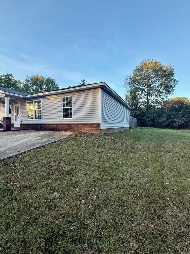 8900 Eskabar Dr in Benton, AR - Building Photo - Building Photo