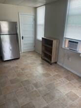 277 E Main St-Unit -1 in St. Clairsville, OH - Building Photo - Building Photo