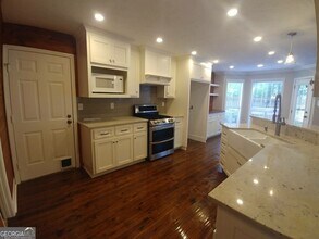 51 Bradford Station Dr in Sharpsburg, GA - Building Photo - Building Photo