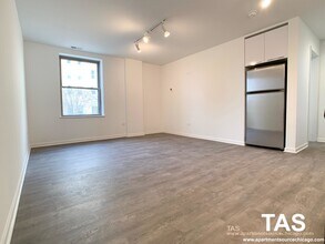 940 W Winona St in Chicago, IL - Building Photo - Building Photo