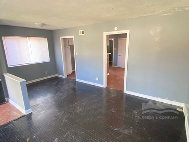 2463 Brewster Ave in Memphis, TN - Building Photo - Building Photo