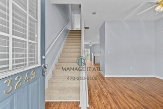 3249 Hidden Cove Cir NW in Peachtree Corners, GA - Foto de edificio - Building Photo