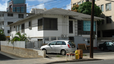 2013 Fern St in Honolulu, HI - Building Photo - Building Photo