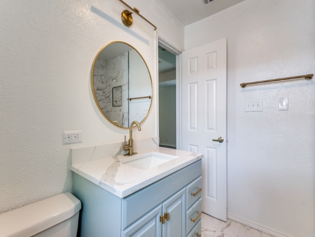 1926 Chiesa Rd in Rowlett, TX - Building Photo - Building Photo