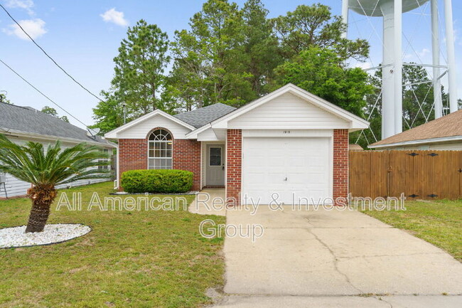 property at 1911 Summer Hills Ln