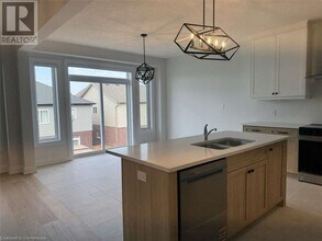 348 Canada Plum St in Waterloo, ON - Building Photo - Building Photo