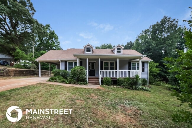 property at 8218 Lakeview Dr SW