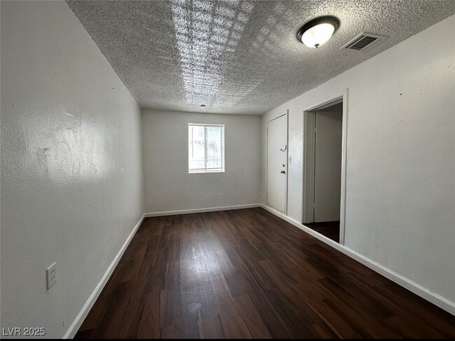 property at 2125 Elm Ave