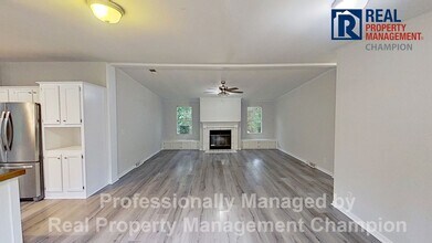 20 Deer Ridge Dr E in Hampstead, NC - Building Photo - Building Photo