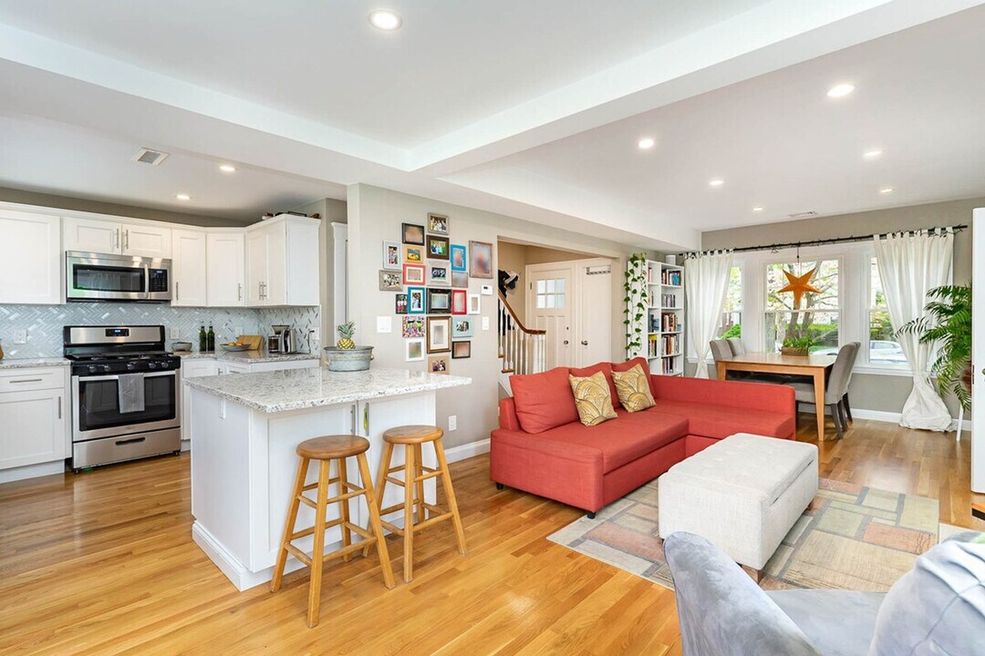 5 Piedmont St, Unit SI ID1364233P in Salem, MA - Foto de edificio