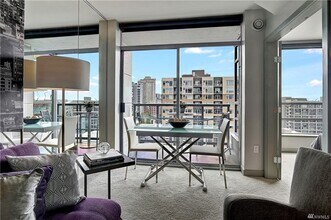 2929 1st Ave, Unit 1120 in Seattle, WA - Foto de edificio - Building Photo