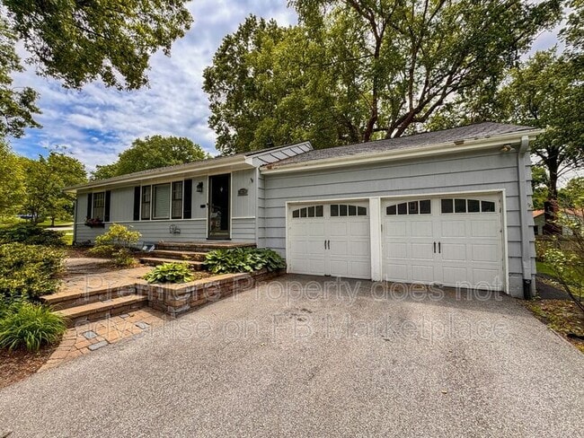 property at 3029 W 74th St