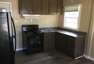 3761 Alta Vista Dr in Mobile, AL - Building Photo - Building Photo