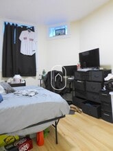 35 Queensberry, Unit 1 in Boston, MA - Building Photo - Building Photo